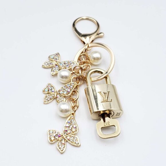 Authentic Louis Vuitton Lock & Key with unbranded Bagcharm, Keycharm, Keychain - Picture 5 of 5